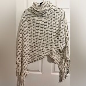 Gray and White Womens Poncho